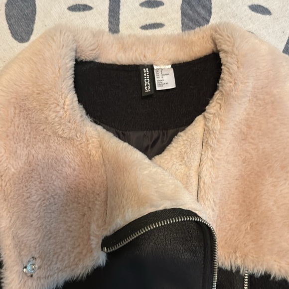 Divided by H&M Black jacket Size 8 - Picture 5 of 7